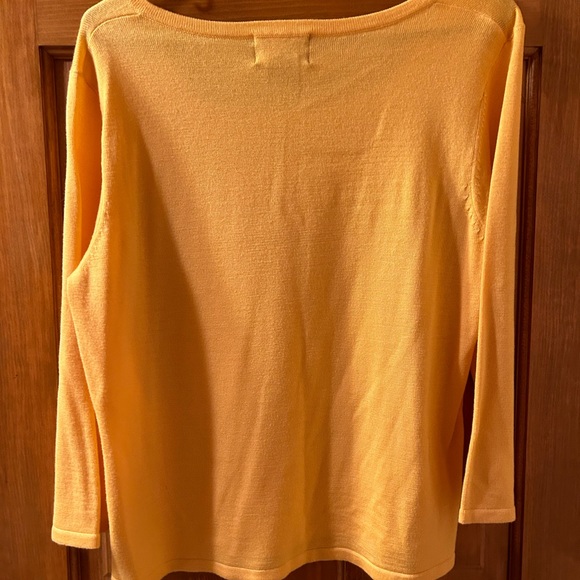 Requirements, Pretty sweater size L - Picture 4 of 4